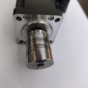B&R 8LSA25.D9060S000-3 Rev C4 – serwomotor przemysłowy